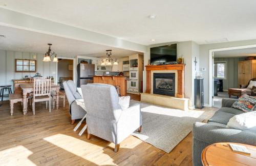 Cozy Table Rock Lake Boathouse with Pool Access - Foto 1