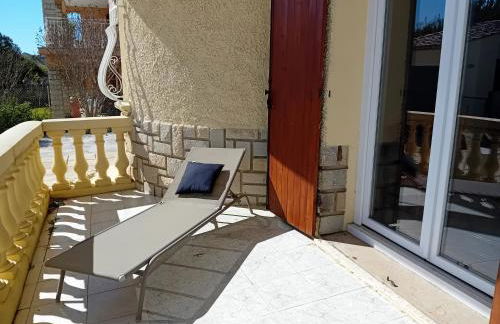 Bas de villa avec jardin piscine clim proche plages calanques - Foto 27