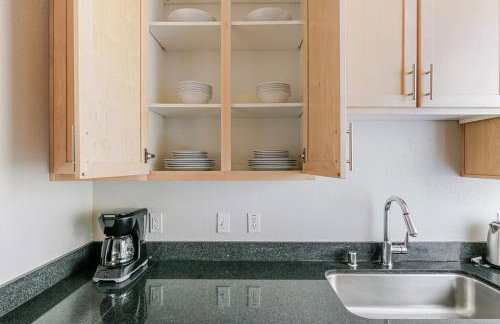 Blueground San Bruno pool nr San Bruno Park SFO-2077 - Foto 8