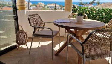 Modern Apartment with beautiful sea view in Mijas, El Chaparral - Photo 2