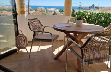 Modern Apartment with beautiful sea view in Mijas, El Chaparral - Photo 2