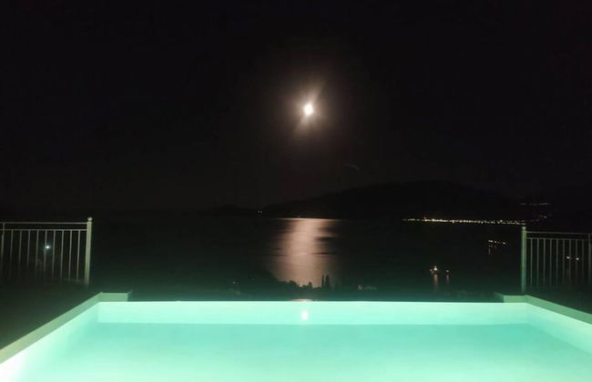 Augustela Villa Seaview Vacation Villa - Foto 25