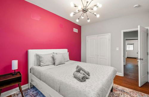 Elegant Reservoir Hill home with parking sleeps 8 - Foto 19