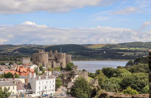 The Old Tywyn Post Office - Photo 41