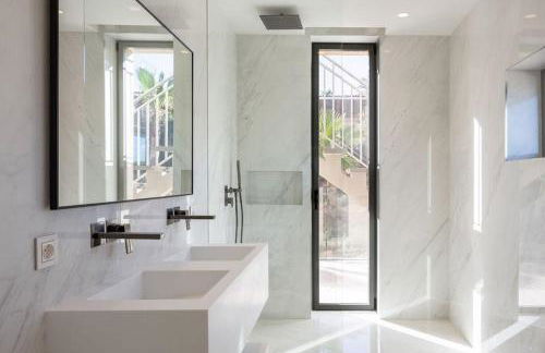 Villa de vacaciones con piscina infinita - Foto 3