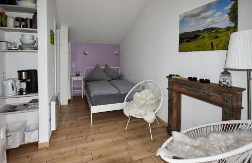 Holiday Home in Forest with Terrace & BBQ - Foto 92