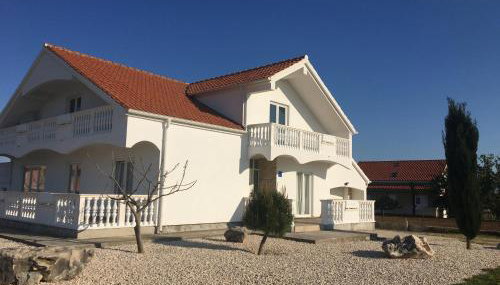 Villa Zerava Nin - Photo 2