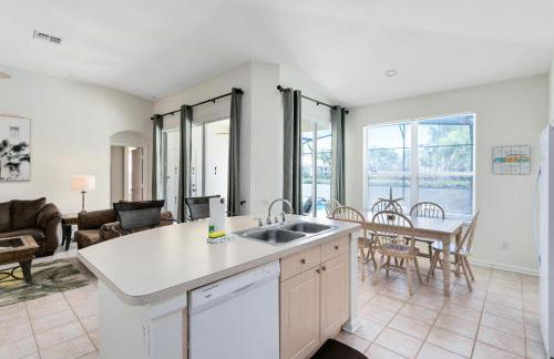 Four Bedroom/3 Bath South Facing Pool/Spa Villa - Foto 14