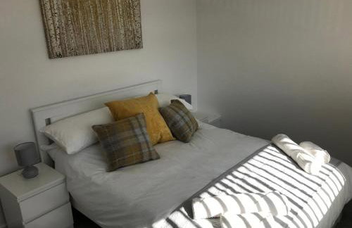 Property Hunter 25 - Photo 1