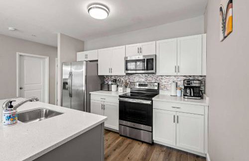 Unit 31 1BR with Den Office Space Long-term stays - Foto 4