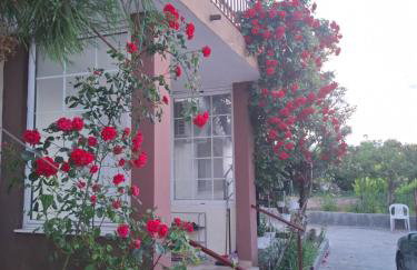 Garden House - 80 m2- Rustic Apartment - Foto 5