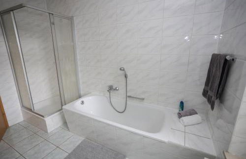 FullHouse - Chemnitz - Z25 Apartments - 3 Beds - SmartTV - Nespresso - Foto 43