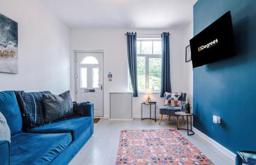 Spacious 3-bed home in Nantwich by 53 Degrees Property - Amazing location, Ideal for Groups - Sleeps 6 - Foto 4