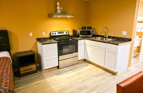 Far West Cabin-Tiny Homes Rental - Foto 7