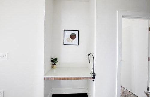 Upscale Midtown Retreat , Free Parking & Close to Mercedes-Benz - Foto 19