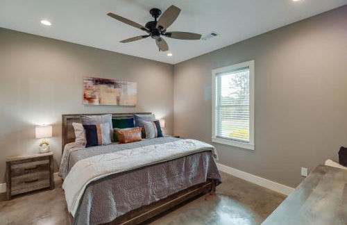 Chic Arkansas Retreat with Patio, Grill and Fire Pit! - Foto 13