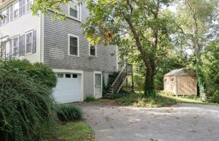 Bring your pups to Chatham Direct access to the Cape Cod Rail Trail - Foto 30