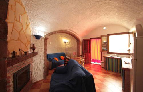 Cuevas la Chumbera - Photo 51