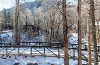 Renovated Riverfront 3 BR, 2 BA with Pool - Walk to Town! - Foto 41