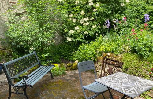 Châtel Rose - Historical Centre with Garden - Foto 21