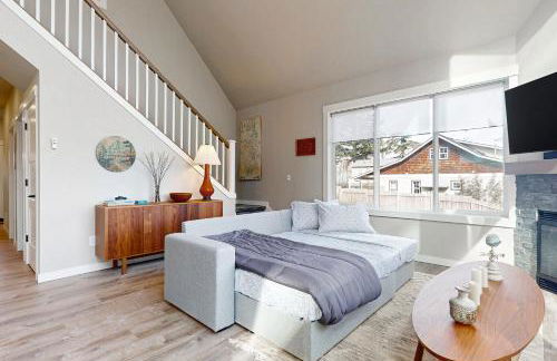 Hot Tub and Mtn Views Lummi Island Home Near Beach - Foto 11