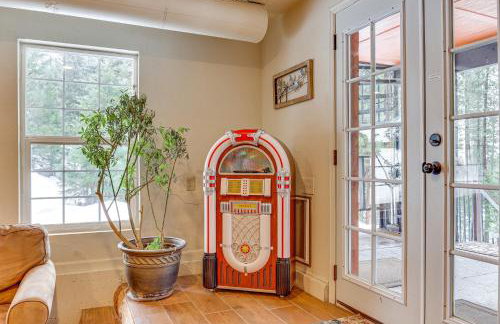 Updated Garden Valley Home with Fire Pit and Game Room - Foto 31