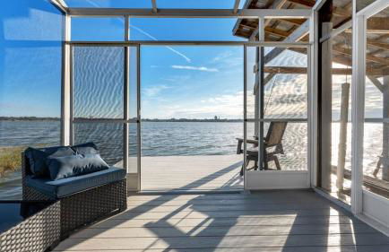 Lake, Pool, HotTub, Game Room, 8 Beds, Sleeps 17 - Foto 7