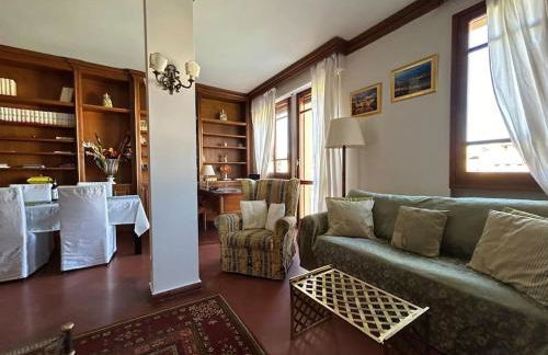 Ponte Vecchio View Apartment by FlorenceHospitality com - Foto 33