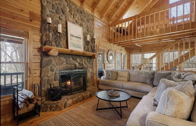 Spacious Luxury Lake Blue Ridge Forest Cabin an spa - Foto 13
