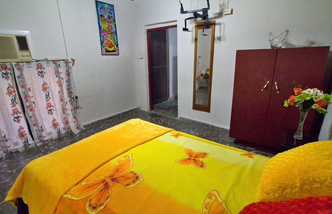 Aparthotel in Havana - Photo 2