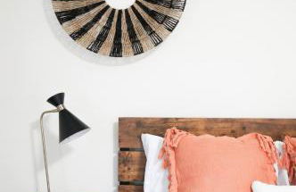 Beautiful Light-filled Farmhouse w swing & slide - Foto 17