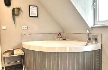 65qm Luxus Apartment mit Whirlpool Saarbrücken Uni Nähe - Foto 13