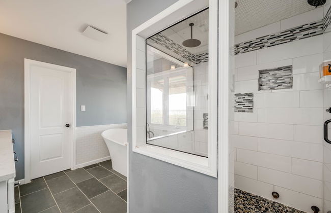 5 King 3 5b Firepit Nearby Pickleball Opens Feb 25 Lvl2 EV Charger Pool w Lake Views - Foto 50