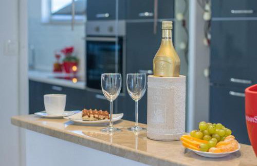 Villa Milena with heated pool and jacuzzi - Photo 32