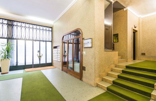 Luxury 3 Bedrooms Near Duomo - Photo 27