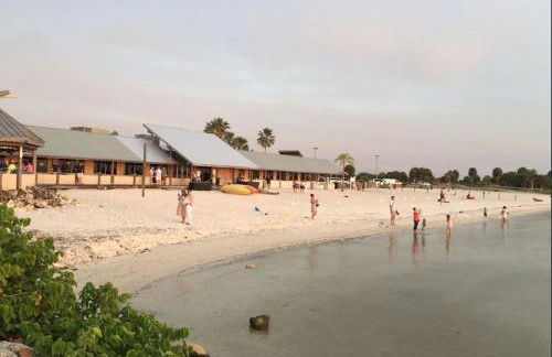 Beautiful New Luxury Townhome with Private Beach and Swimming Pools - Foto 37