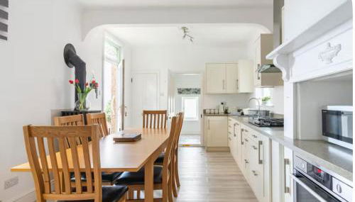 Spectacular sea view, walk to beach, pubs & cafes - Foto 3