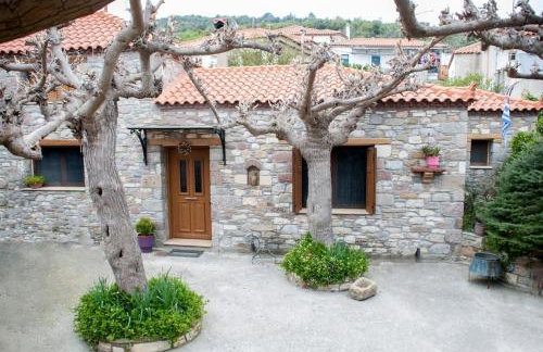 ''The Stone'' - Photo 1