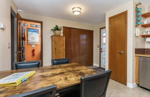 #StayInMyDistrict Eclectic Boise Townhouse near St Als - Foto 15