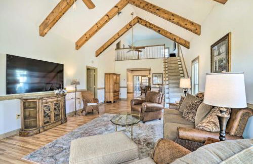 Chateau Ridge Peaceful Retreat with Fire Pit! - Foto 1