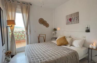 Hill View Benalmadena Appartment with fresh renovation - Foto 13