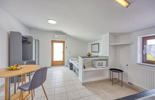 Holiday House Iris with Private Pool - Foto 36