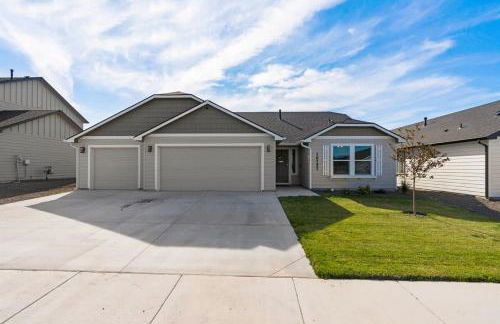 Modern Cabin Vibes, Vaulted ceilings, Sleeps 8! - Foto 36