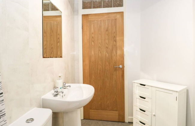 COACH HOUSE - Photo 26