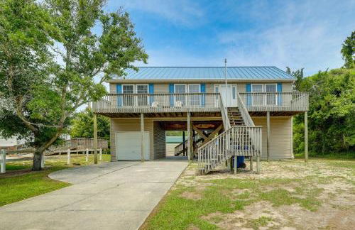 Coastal Emerald Isle Retreat with Deck and Grill! - Foto 1