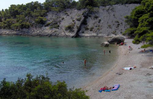 Apartments Punta Milna - Photo 6