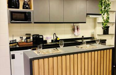 Studio Luxuoso Cama Queen Ar Condicionado e Cozinha Completa - Photo 9