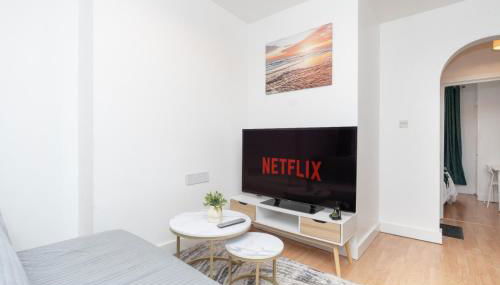 Cozy Cottage 2 Bedroom Apartment with free Parking - Foto 2