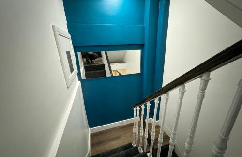 Luxury 6-Bed House - 6 En Suite- Jaquzzi Baths - Private Parking - Suitable for contractors - Foto 71