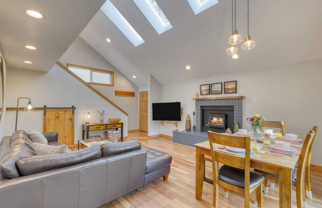 Royal Canoe by Avantstay Walk to the Shore + Private Yard - Foto 6